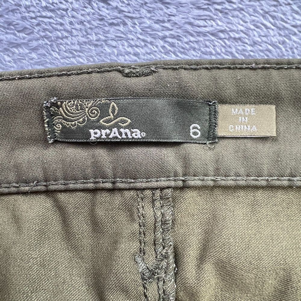Prana Meme Cargo Pants Womens Size 6 Green Olive Outdoors Hiking Climbing - Picture 4 of 7
